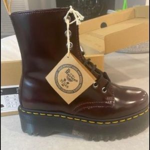 Dr.Marten Boots